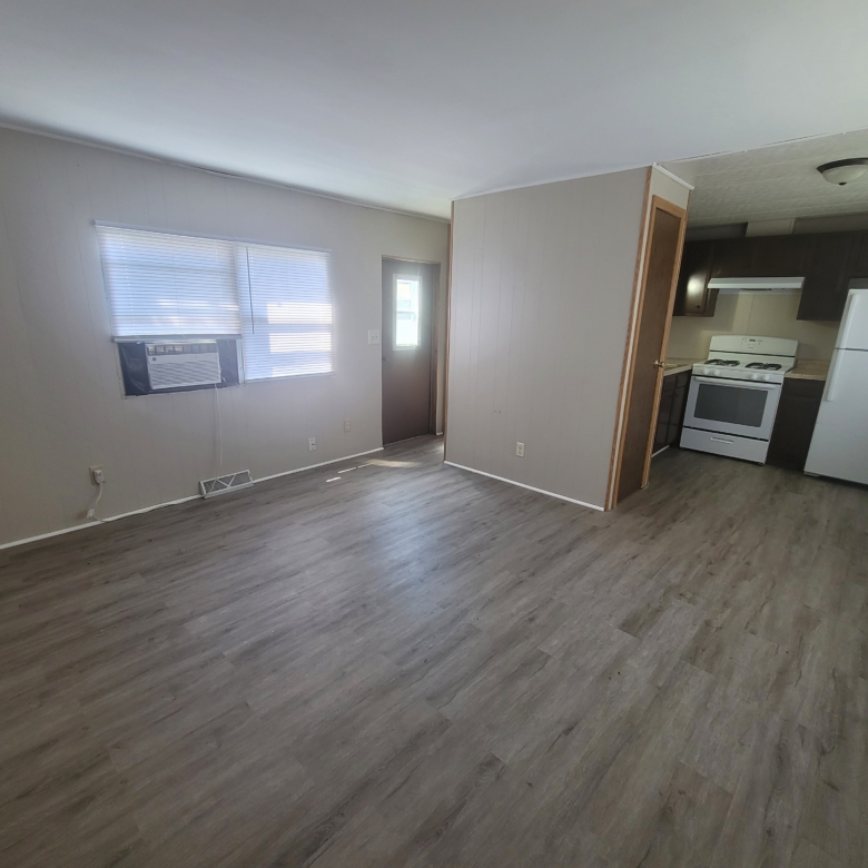 1/1 Dickman Chalet #203B – Cedar Falls, IA