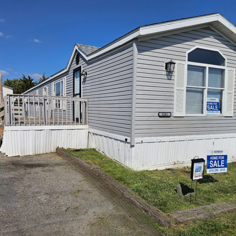 3/2 Fortress #3241Br – Waterloo, Iowa