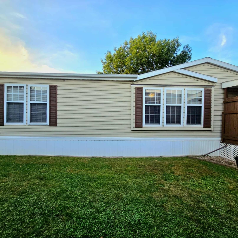 3/2 Stroberg #Gal1442 – Marion IA