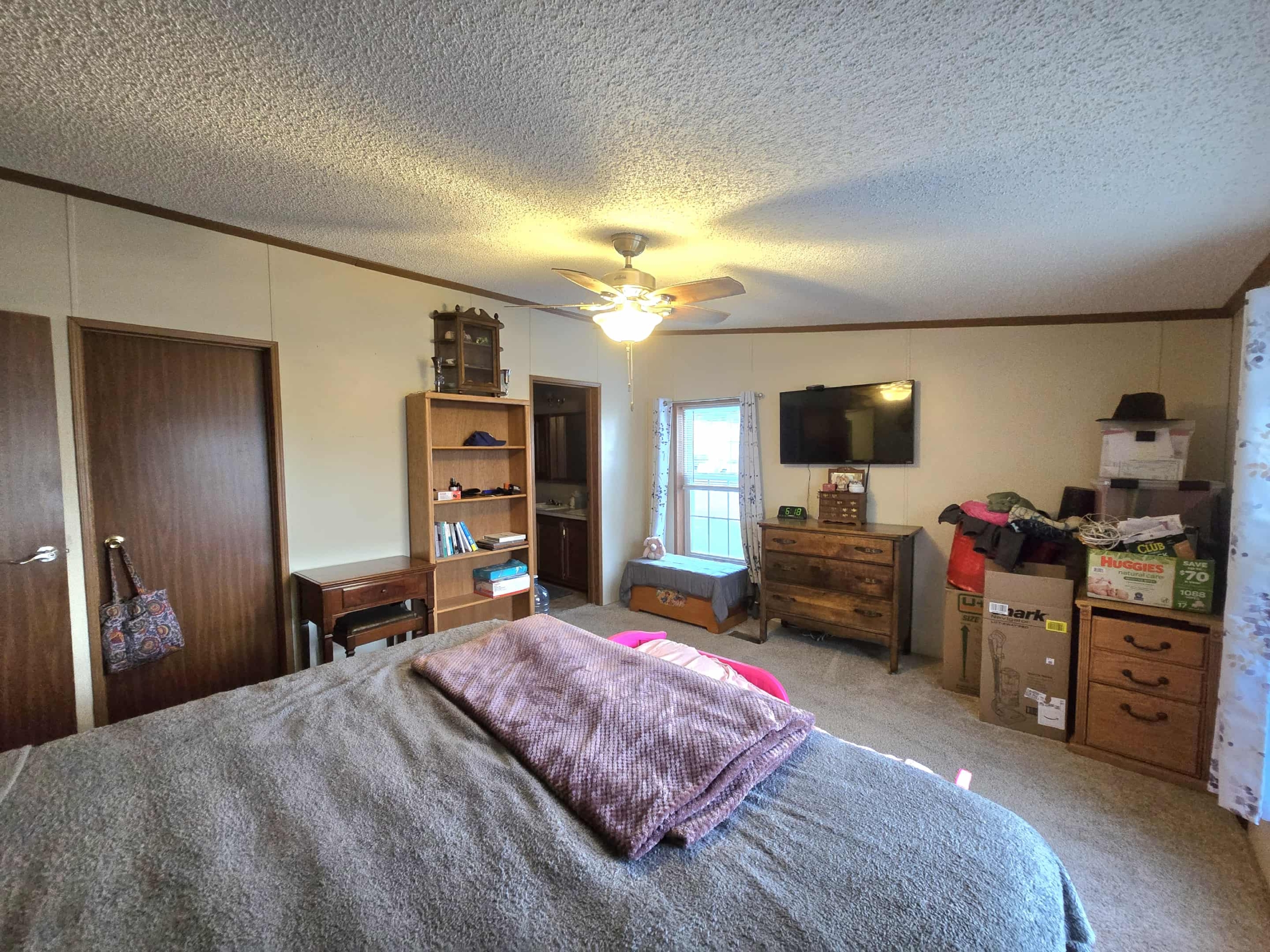 73821900-f515-406d-afef-01773162e641