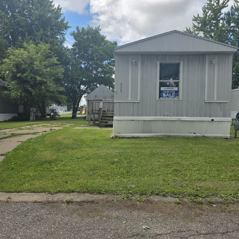 3/2 Fleetwood #229 – Cedar Falls, IA