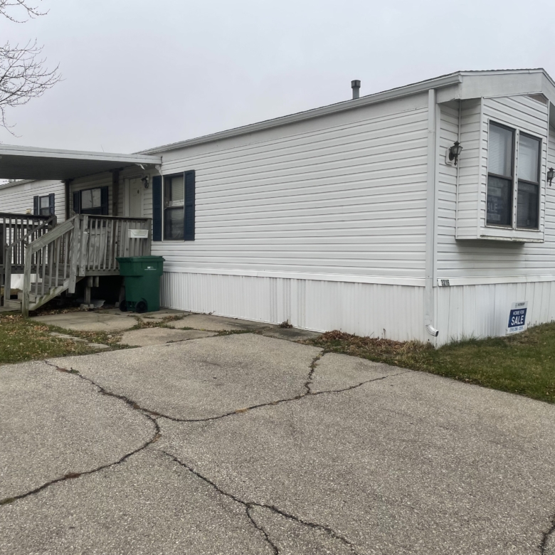 3/2 Chief #3216 BR – Waterloo, IA