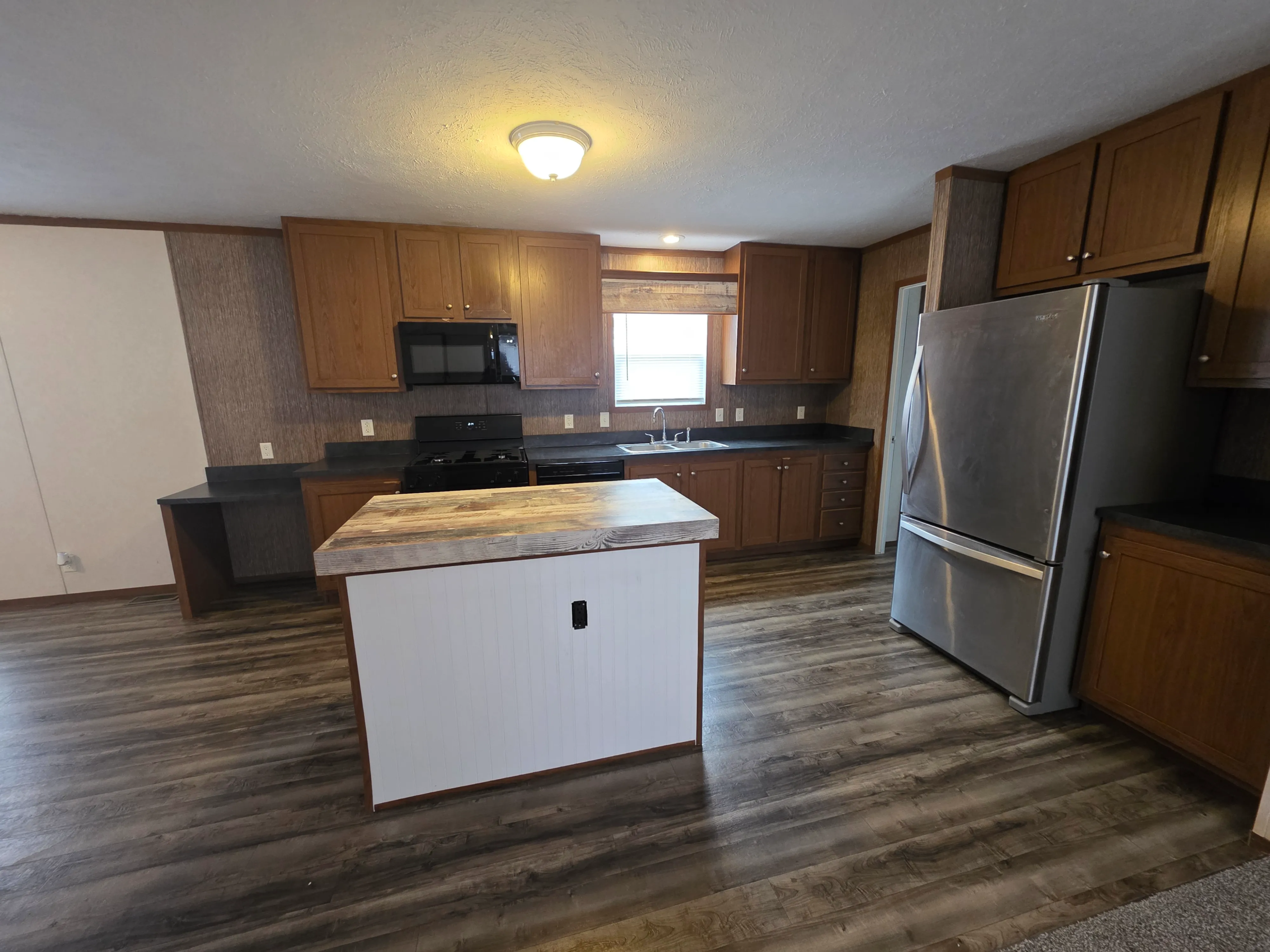 42 Clayton Pulse #341 – Cedar Falls, IA (3)