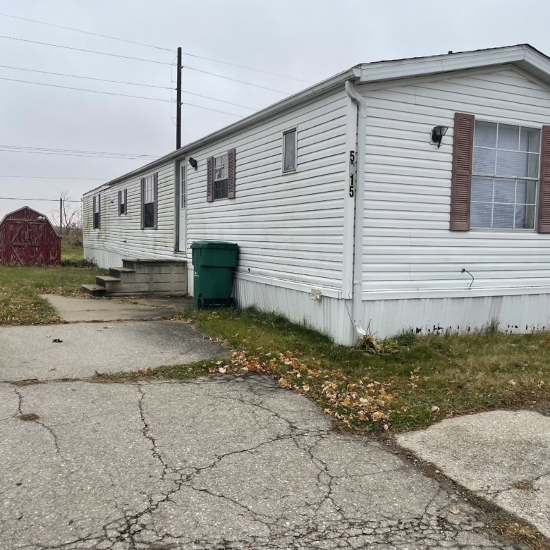 4/2 Masion #5815 DA – Waterloo, IA