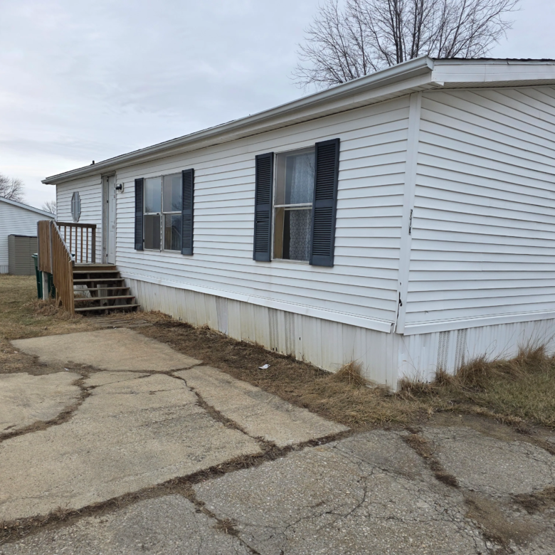 3/2 Point West Custom #714 – Cedar Falls, IA