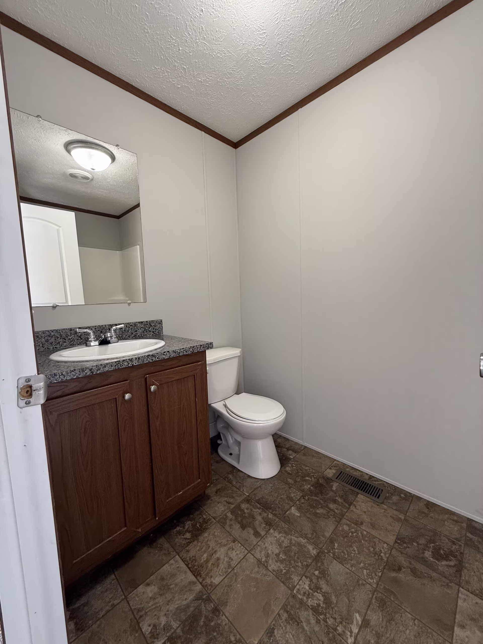 32 Clayton #289 – Cedar Rapids, IA (3)