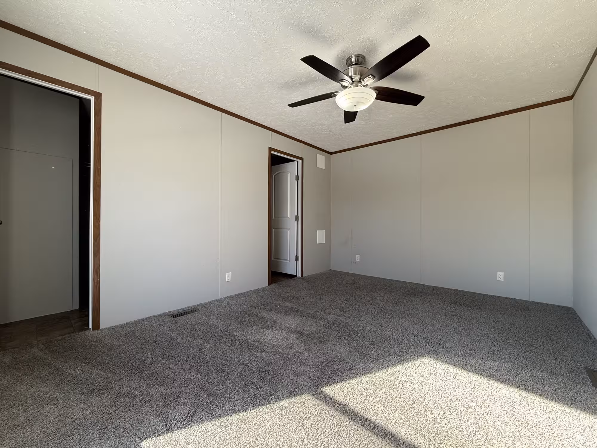 32 Clayton #289 – Cedar Rapids, IA (5)