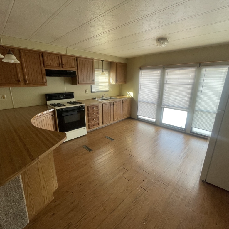 2/1 North America #3244 BR – Waterloo, IA