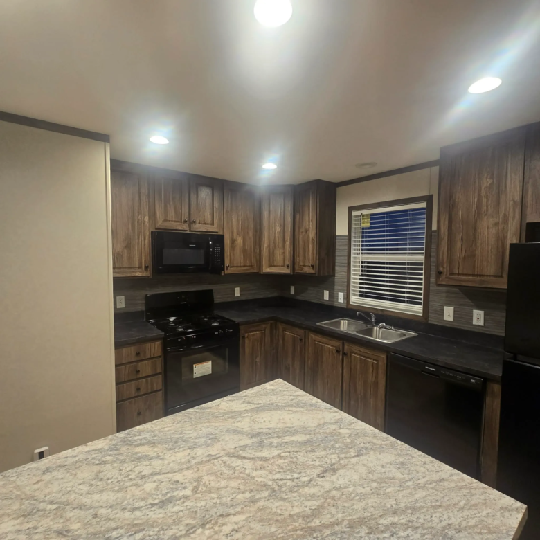 3/2 Clayton Pluse #3332EL – Waterloo, IA