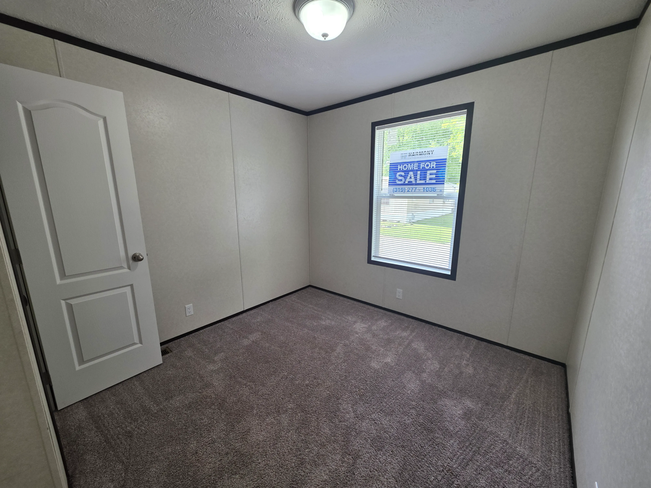 32 Clayton Pulse #233 – Cedar Falls, IA (6)