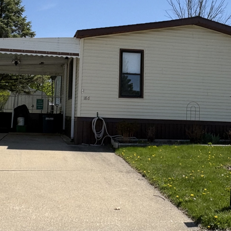 2/1.5 Champion #186 – Mt. Morris MI