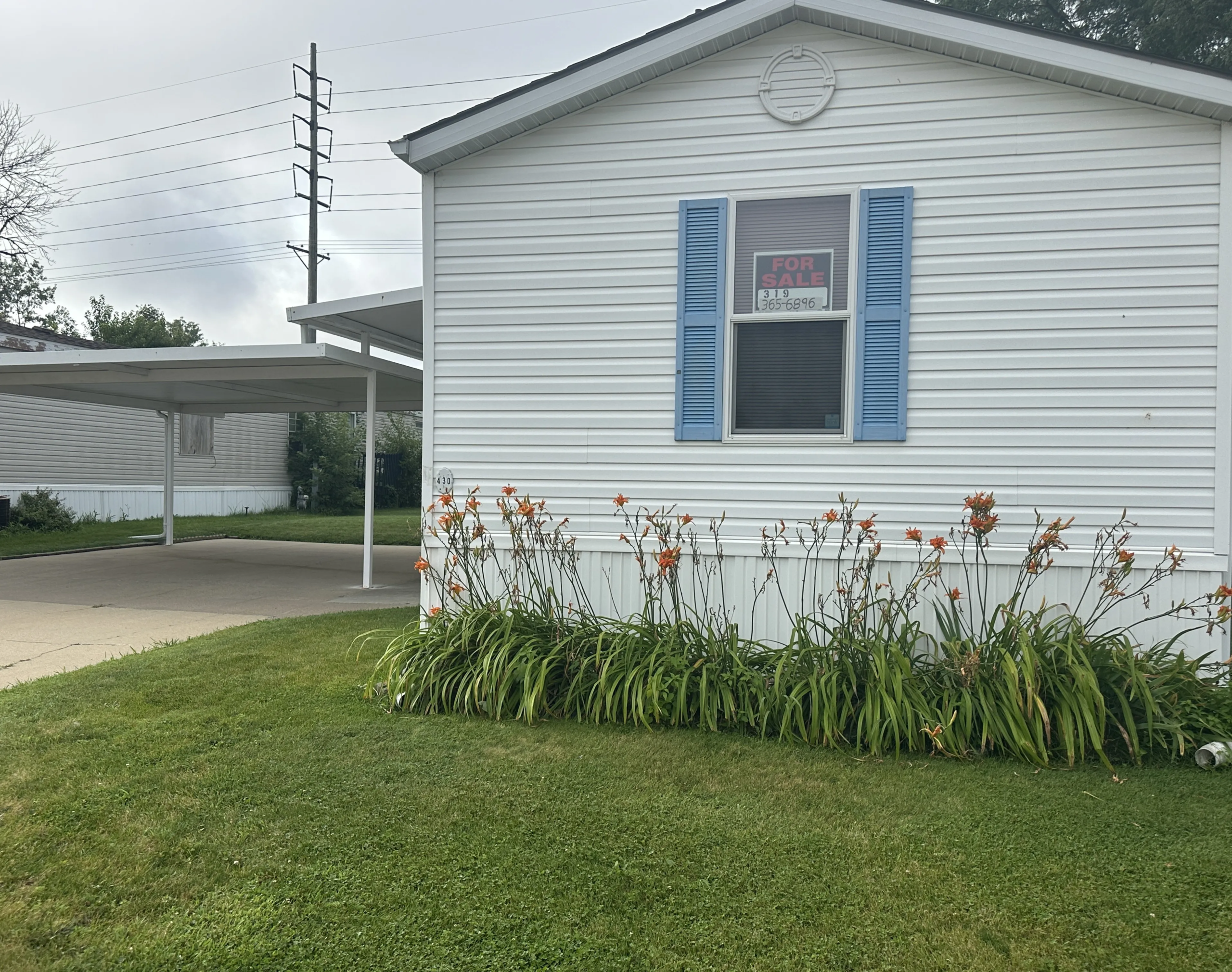3/2 Shultz Manor Hill #430 – Cedar Rapids, IA