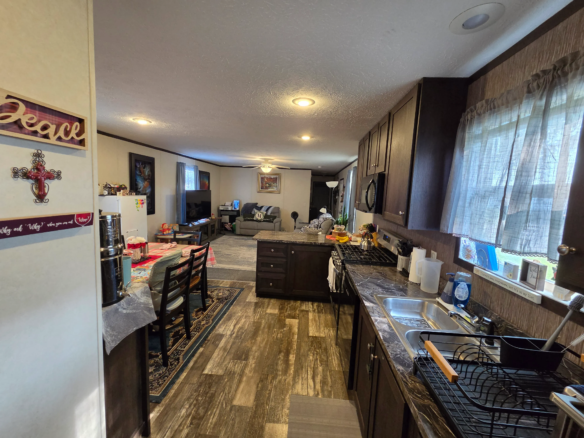 2/2 Clayton #3245KI – Waterloo, IA