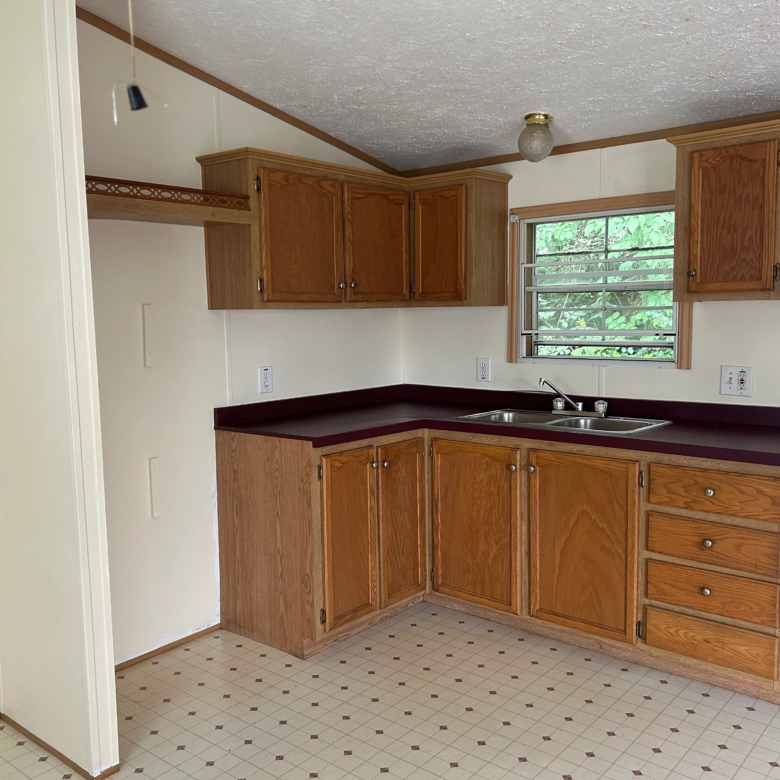 3/1 Colony LM304 #117 Newstead Drive – Indiana, PA