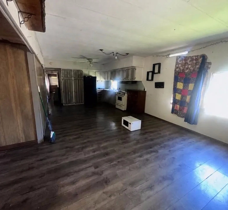 3/2 Lincoln Park #298 – Mt Morris, MI