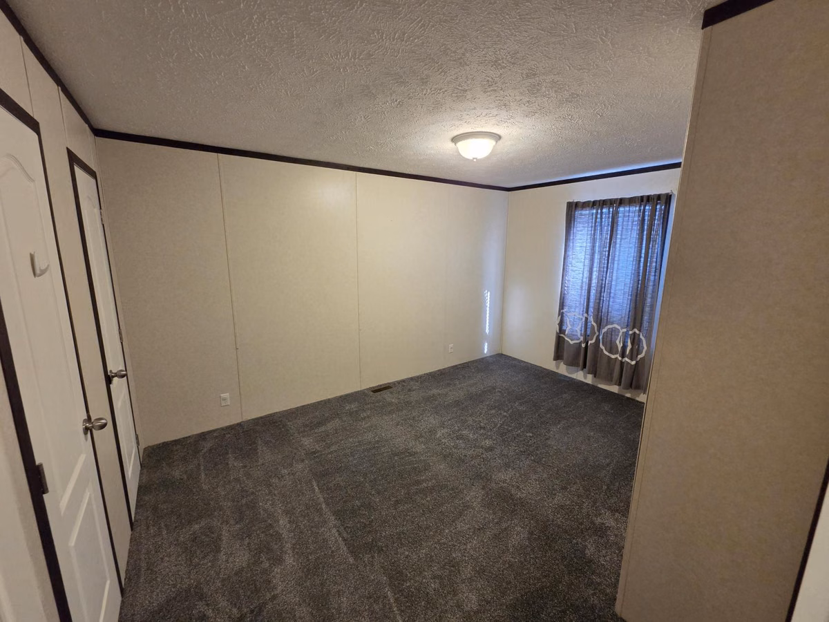 2/2 Clayton #3245KI – Waterloo, IA