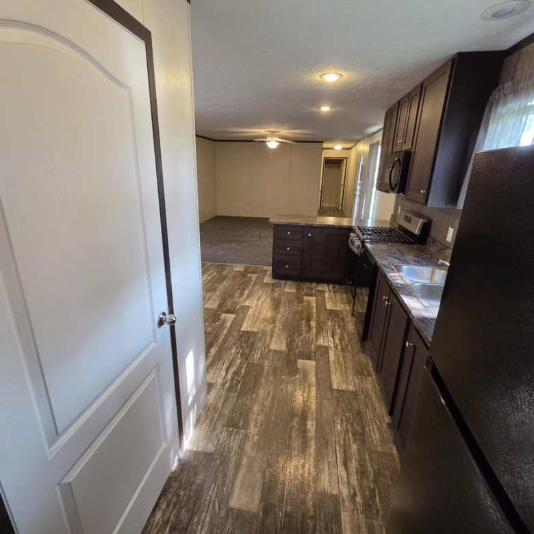 2/2 Clayton #3245KI – Waterloo, IA