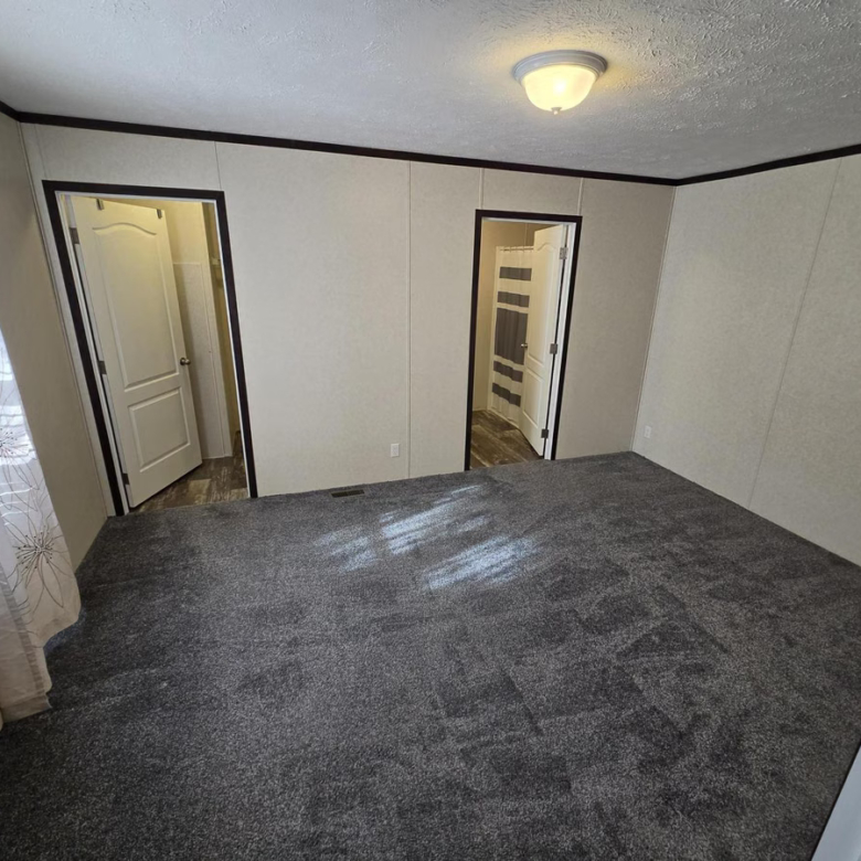 2/2 Clayton #3245KI – Waterloo, IA