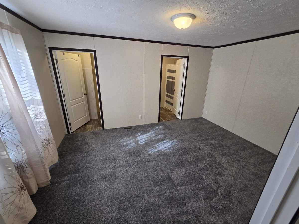 2/2 Clayton #3245KI – Waterloo, IA