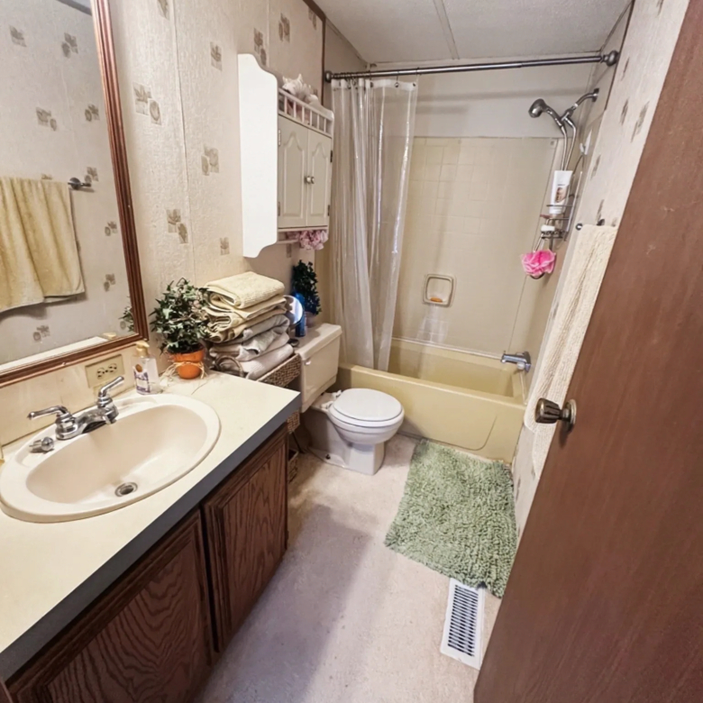 2/2 Kingsley #395 – Mount Morris, MI
