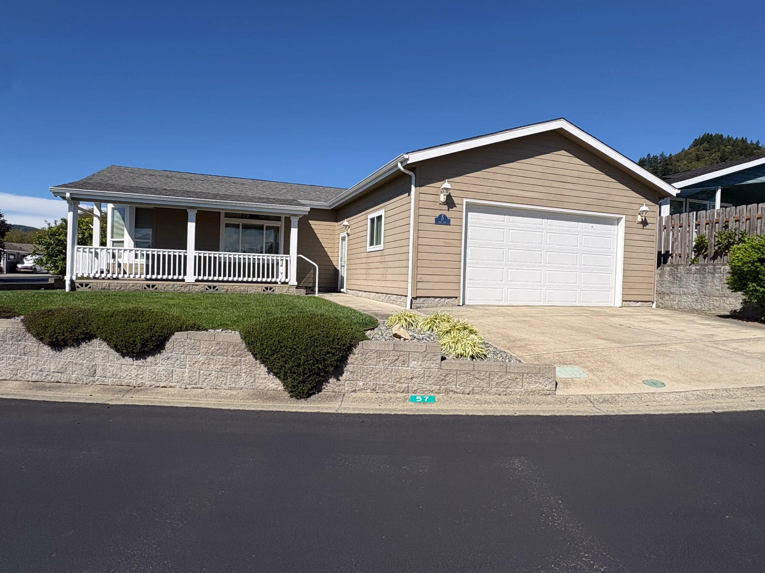 2&2 Skyline Homes Sunwood Premier 1451CT #57 (9) 2/2 Skyline Homes Sunwood Premier 1451CT #57
