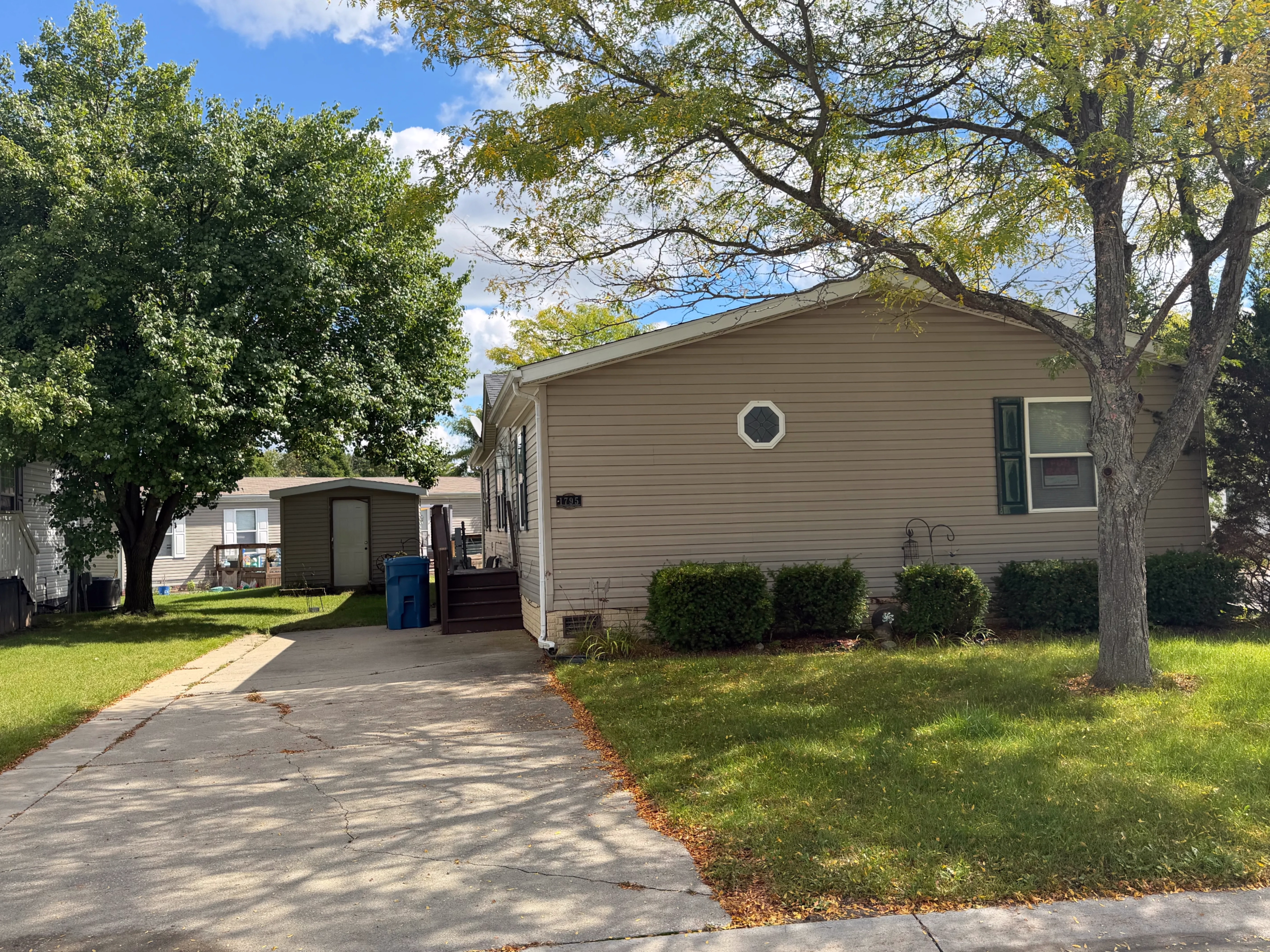 3&2 Skyline B202CT #105 – Lapeer, MI (1) 3/2 Skyline B202CT #105 – Lapeer, MI