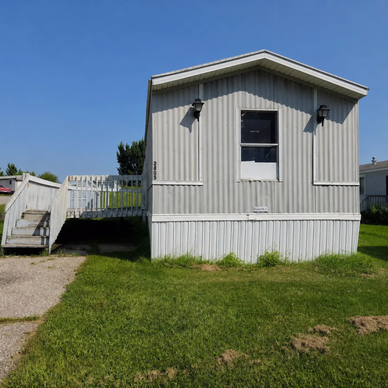 2/2 Fleetwood #3405KI – Waterloo, IA