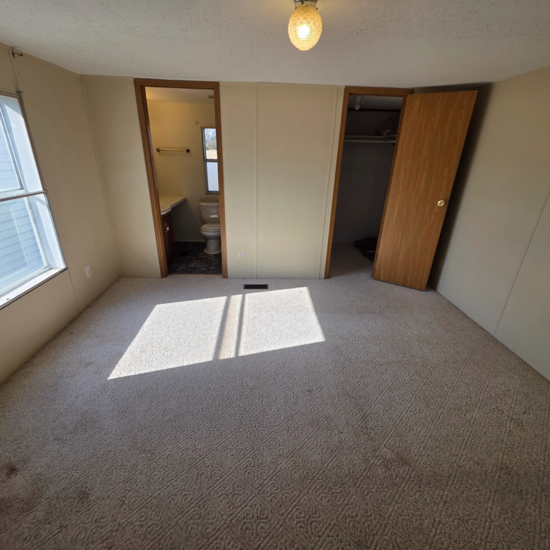 2/2 Marshfield #749 – Cedar Falls, IA