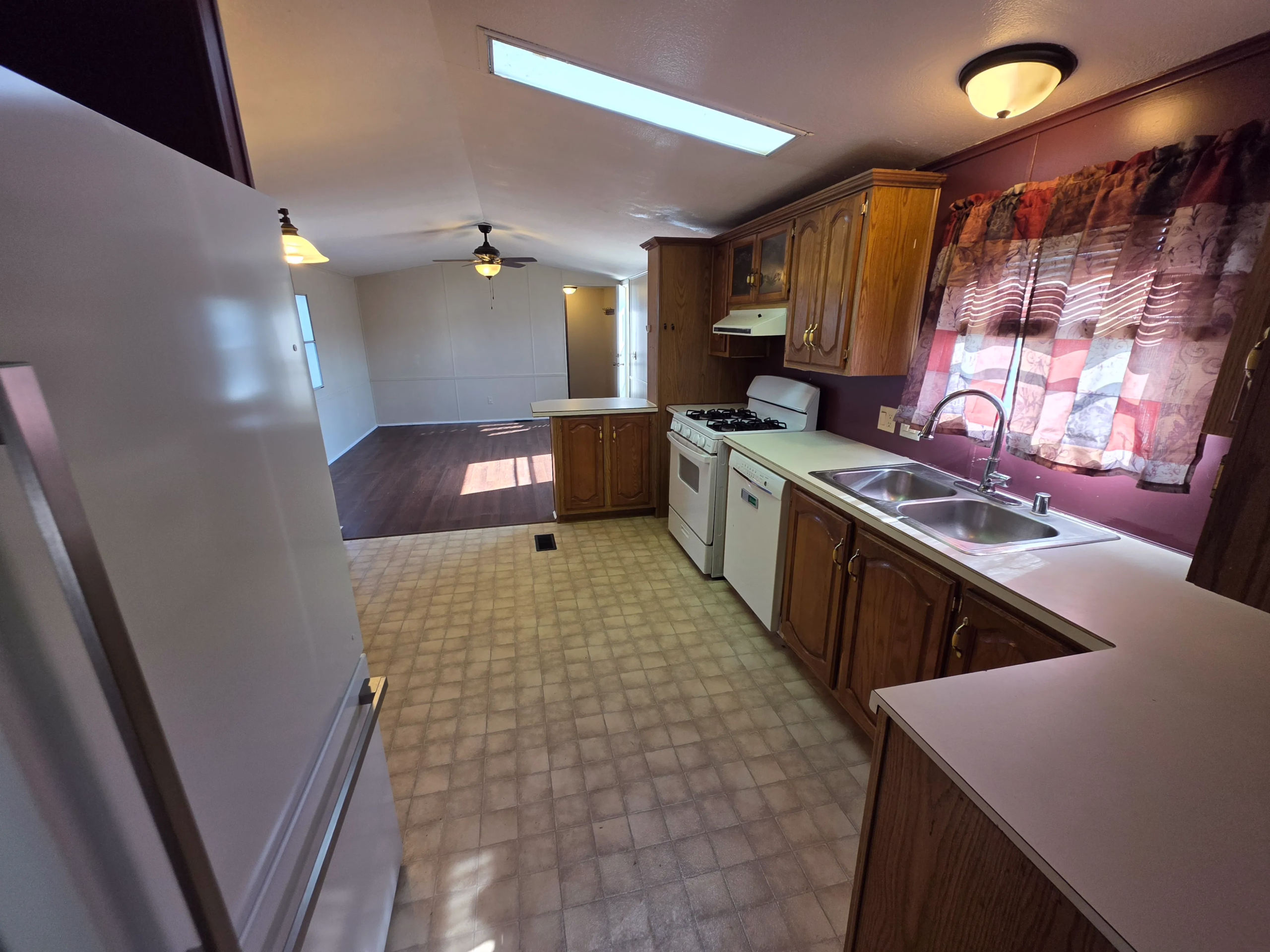 2&2 Marshfield #749 – Cedar Falls, IA (8) 2/2 Marshfield #749 – Cedar Falls, IA