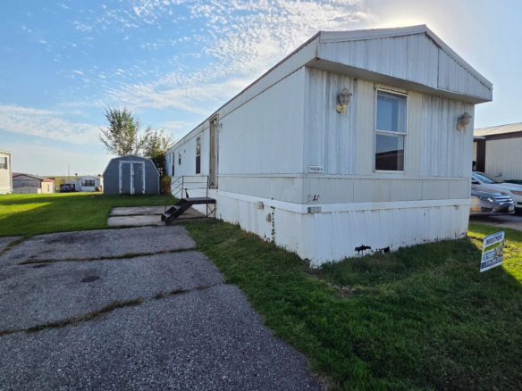 3/1 Century #3244EL – Waterloo, IA
