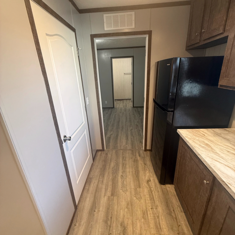 3/2 Clayton #3462EL – Waterloo, IA
