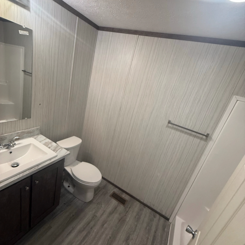 3/2 Clayton #3462EL – Waterloo, IA